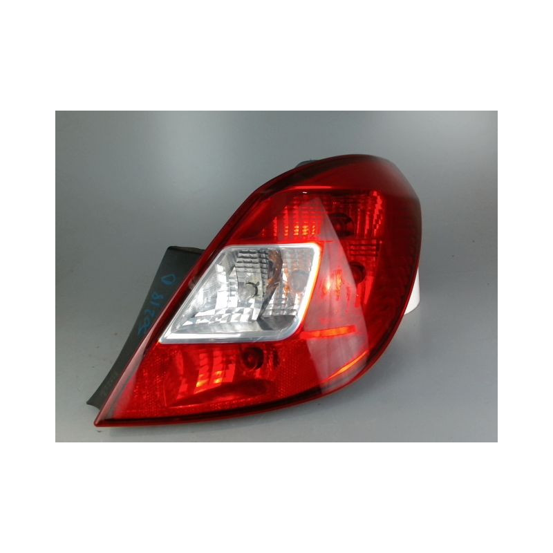 FEU ARRIERE DROIT OPEL CORSA D PHASE 1  DIESEL