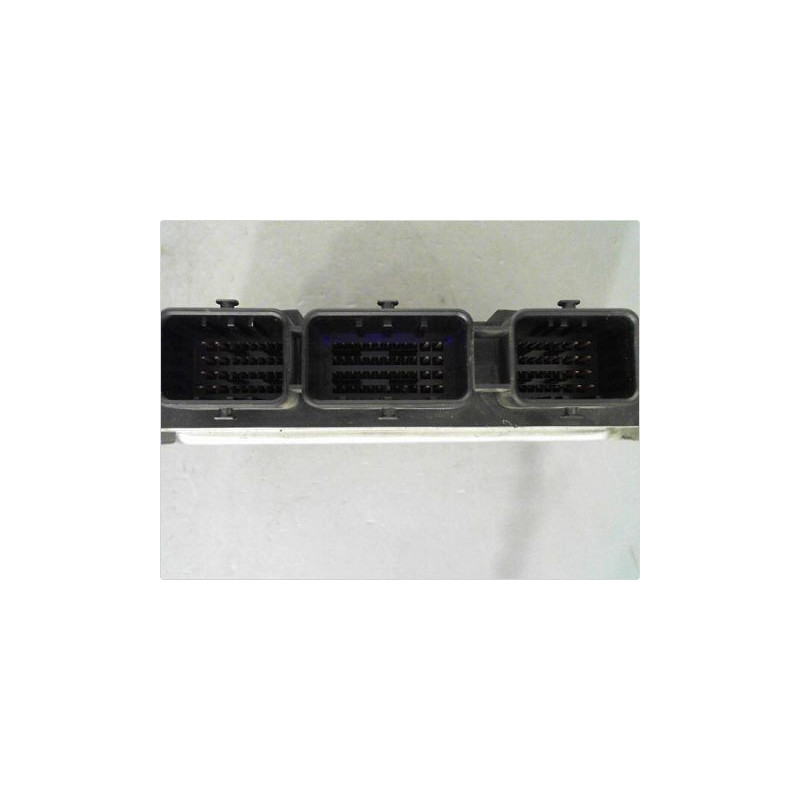 CALCULATEUR MOTEUR RENAULT SCENIC II PH1 02-06