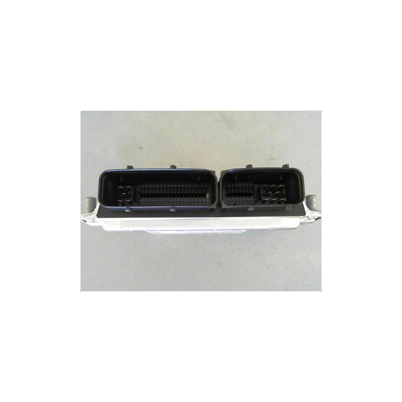 CALCULATEUR MOTEUR AUDI A3 2000-2003