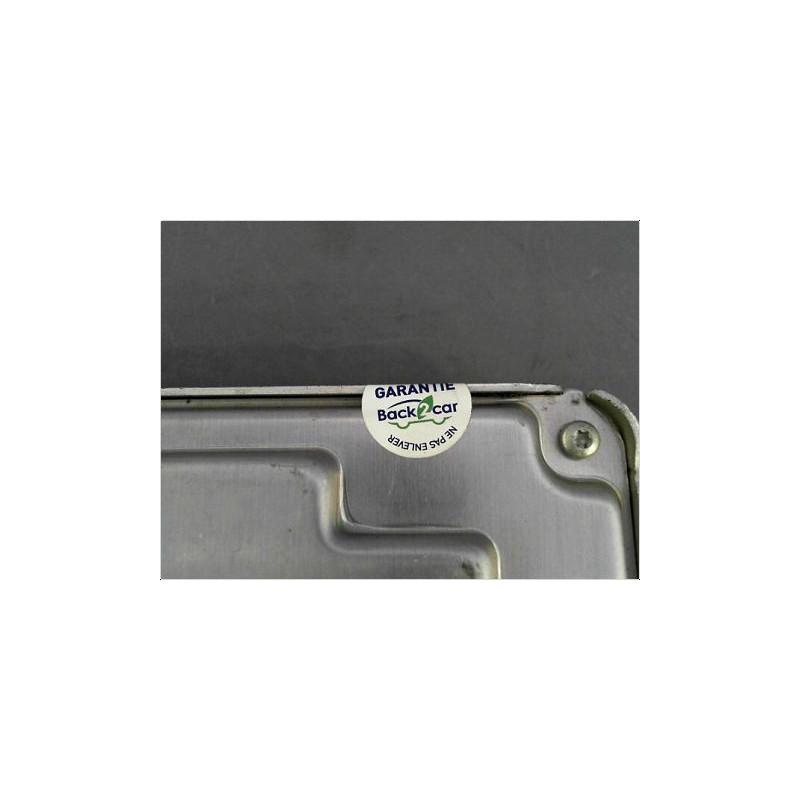 CALCULATEUR MOTEUR AUDI A3 2000-2003