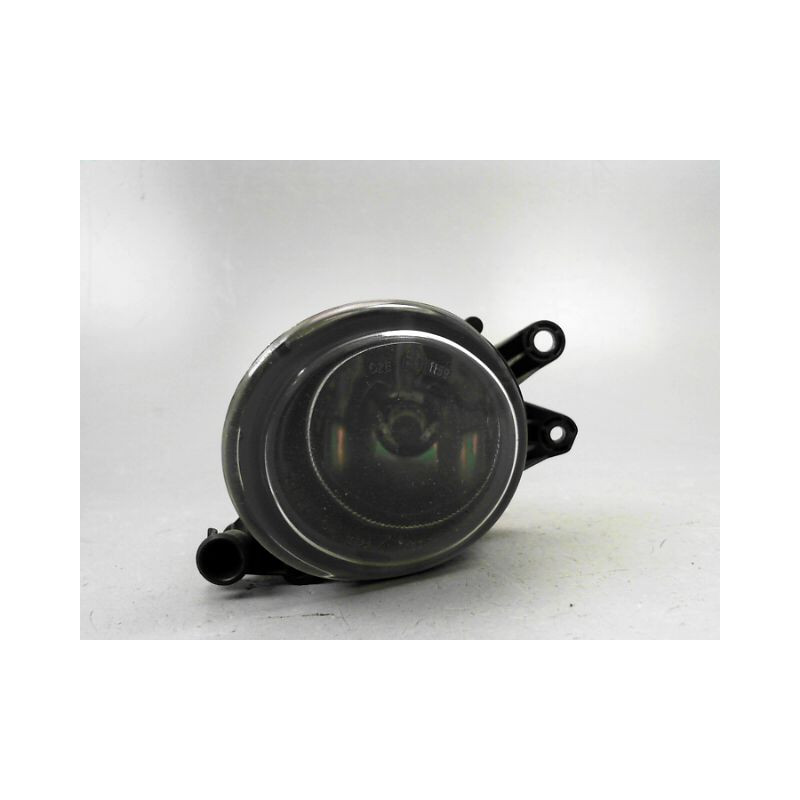 PHARE ANTIBROUILLARD AVANT DROIT AUDI A4 BERL. II Phase 1 (8E) 2001-2004