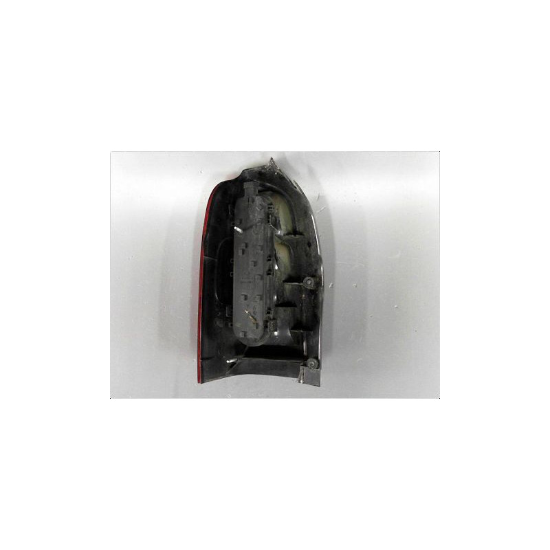 FEU ARRIERE DROIT CHEVROLET TRANS SPORT 97-07