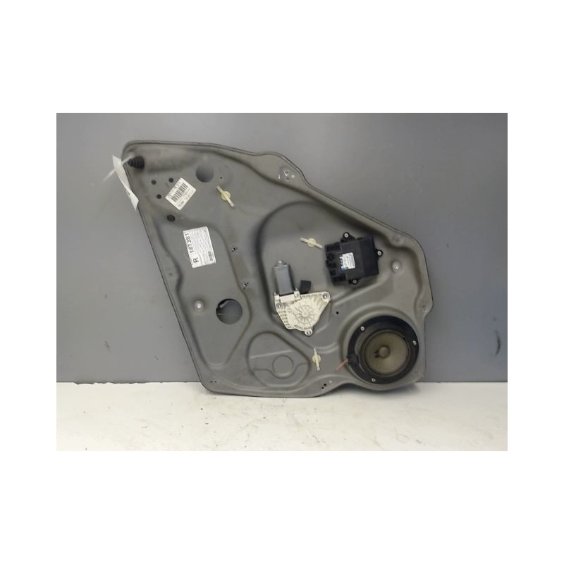 MECANISME+MOTEUR LEVE-GLACE ARRIERE DROIT MERCEDES CLASSE A