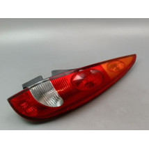 FEU ARRIERE DROIT NISSAN ALMERA TINO MONOSP. Phase 1 2000-2003
