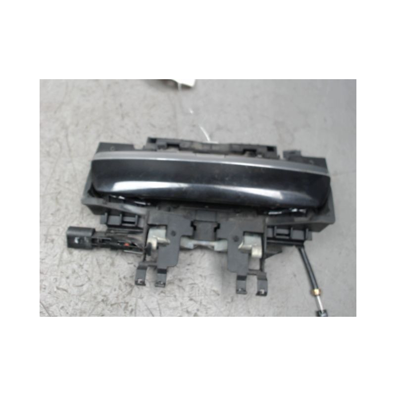 POIGNEE EXTERIEURE PORTE AVANT GAUCHE AUDI A8