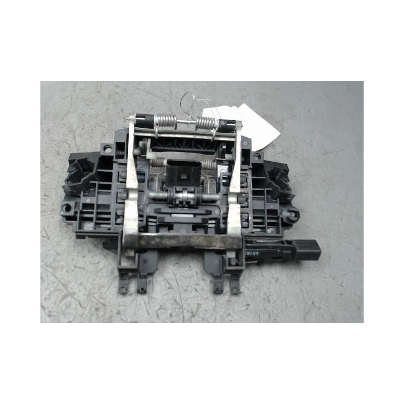 POIGNEE EXTERIEURE PORTE ARRIERE GAUCHE AUDI A8