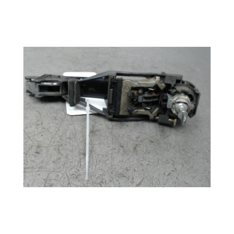 POIGNEE EXTERIEURE PORTE AVANT GAUCHE VOLKSWAGEN POLO