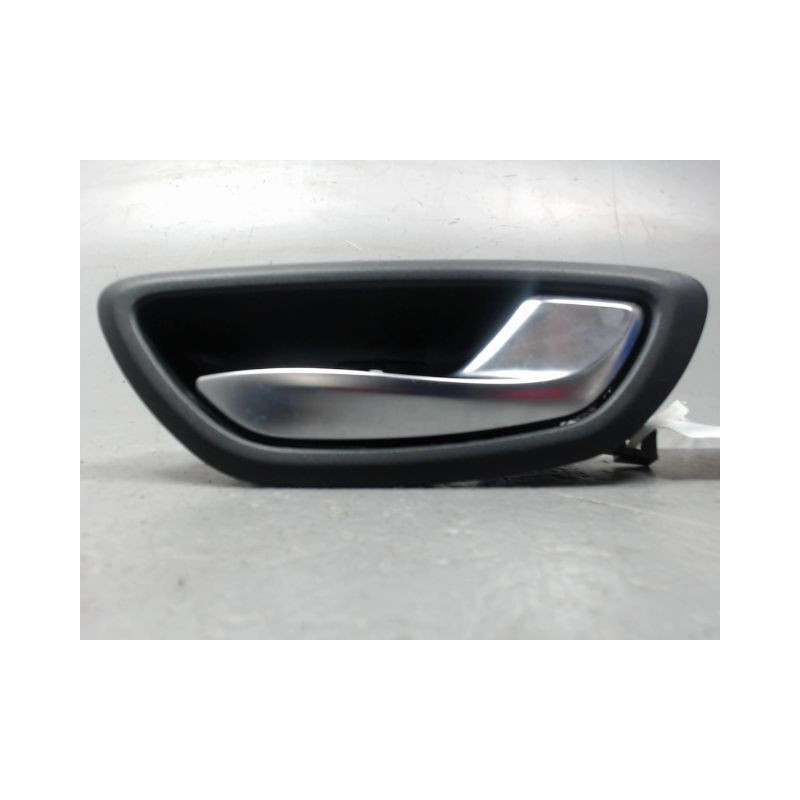 POIGNEE INTERIEURE PORTE AVANT DROIT RENAULT MEGANE