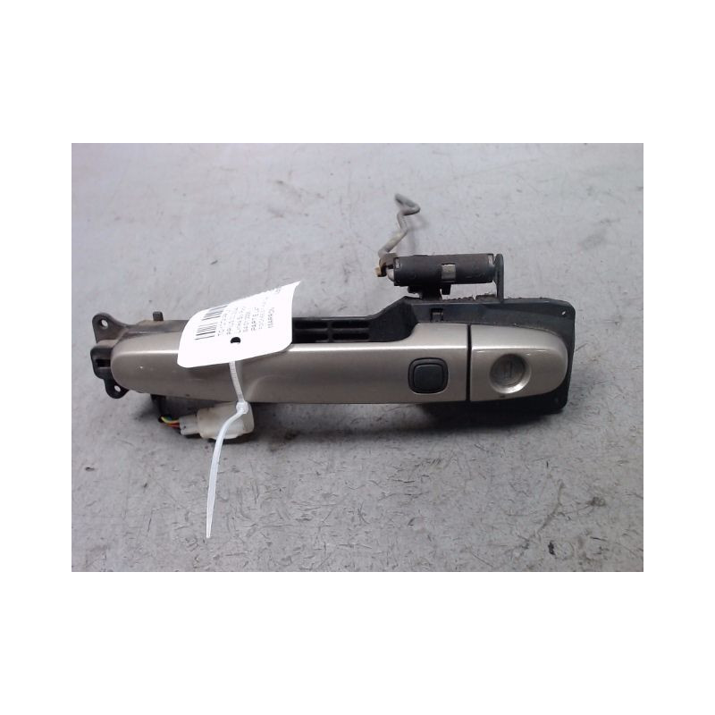 POIGNEE EXTERIEURE PORTE AVANT GAUCHE TOYOTA PRIUS 2004-