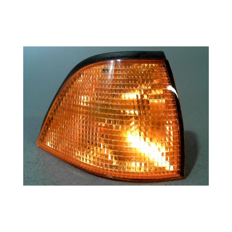 CLIGNOTANT DROIT B.M.W. SERIE 3