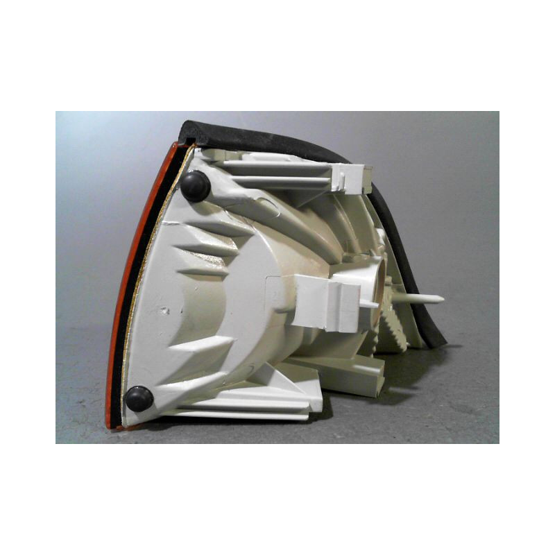 CLIGNOTANT DROIT B.M.W. SERIE 3