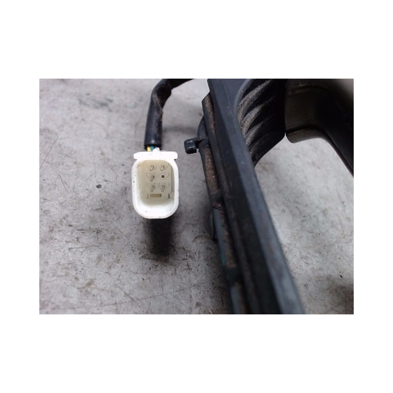 POIGNEE EXTERIEURE PORTE AVANT DROIT TOYOTA PRIUS 2004-