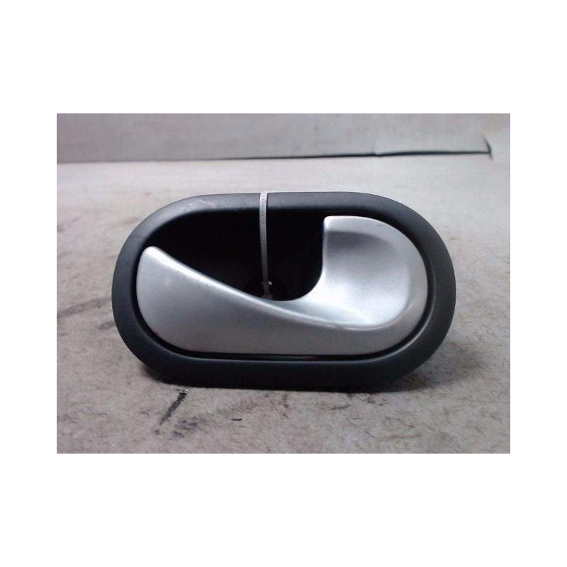 POIGNEE INTERIEURE PORTE ARRIERE DROIT RENAULT SCENIC II PH2 2006-
