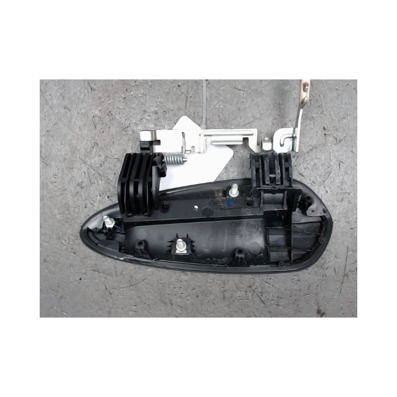 POIGNEE EXTERIEURE PORTE AVANT DROIT FIAT GRANDE PUNTO 2005-