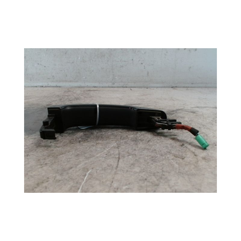 POIGNEE EXTERIEURE PORTE AVANT GAUCHE FORD FOCUS 2008-