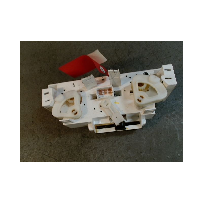 COMMANDE DE CHAUFFAGE OPEL AGILA A ESSENCE