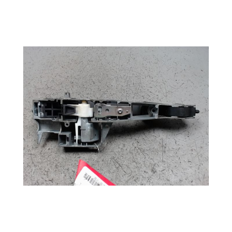 POIGNEE EXTERIEURE PORTE AVANT DROIT PEUGEOT 5008 1 PHASE 1 DIESEL