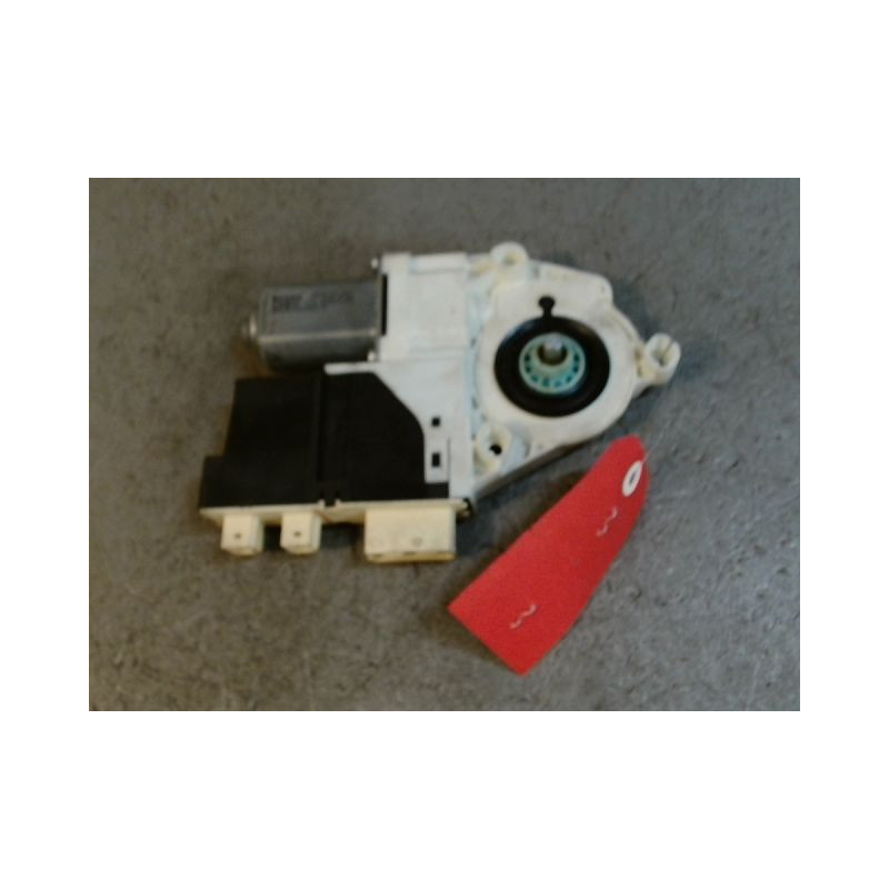 MOTEUR ESSUIE-GLACE AVD PEUGEOT 807 2.2 HDI 16V 128CV  DIESEL