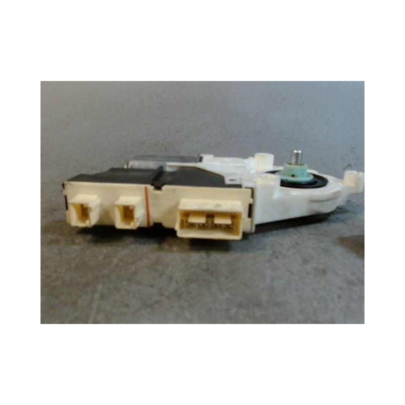 MOTEUR ESSUIE-GLACE AVD PEUGEOT 807 2.2 HDI 16V 128CV  DIESEL