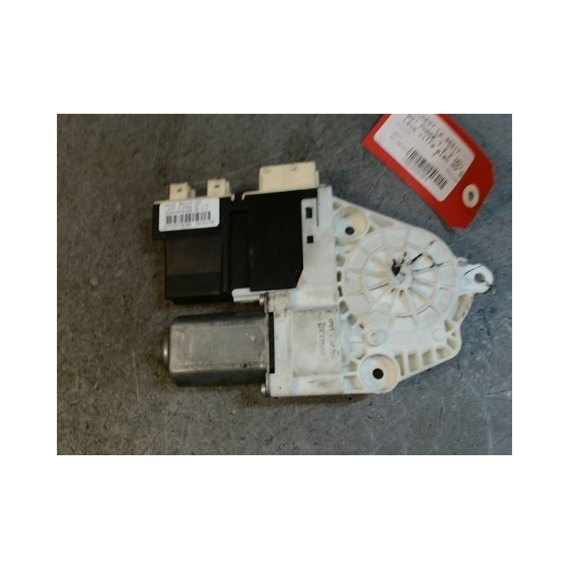 MOTEUR ESSUIE-GLACE AVD PEUGEOT 807 2.2 HDI 16V 128CV  DIESEL