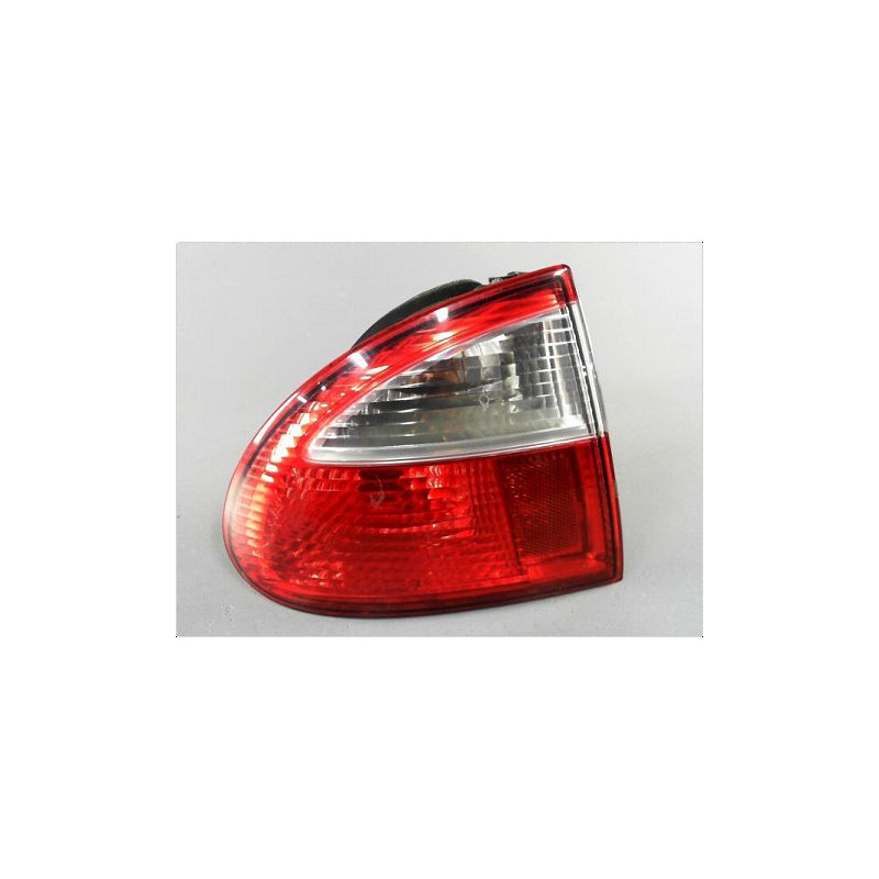 FEU ARRIERE GAUCHE  SEAT LEON 2000-2006