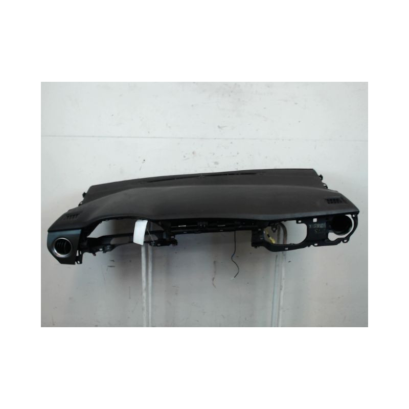 PLANCHE DE BORD  TOYOTA AURIS