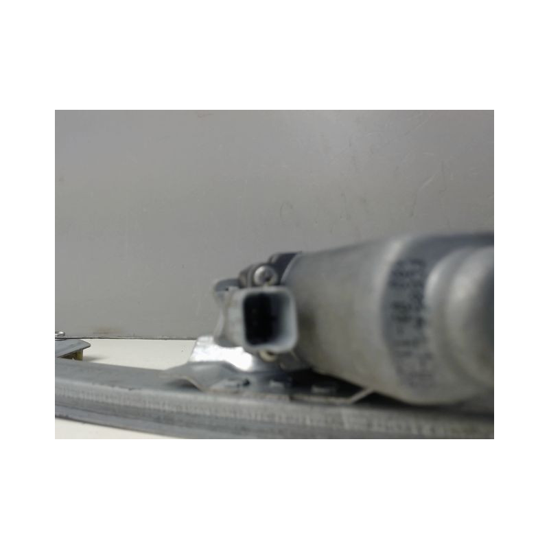 MECANISME+MOTEUR LEVE-GLACE AVANT GAUCHE PEUGEOT 107