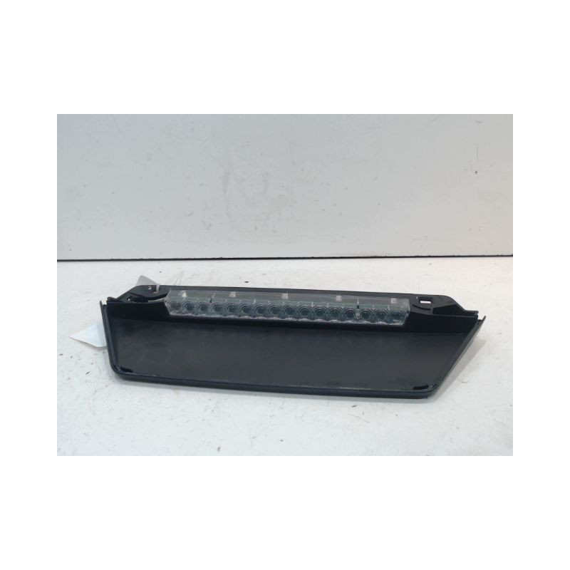 FEUX STOP SUPPLEMENTAIRE RENAULT LAGUNA