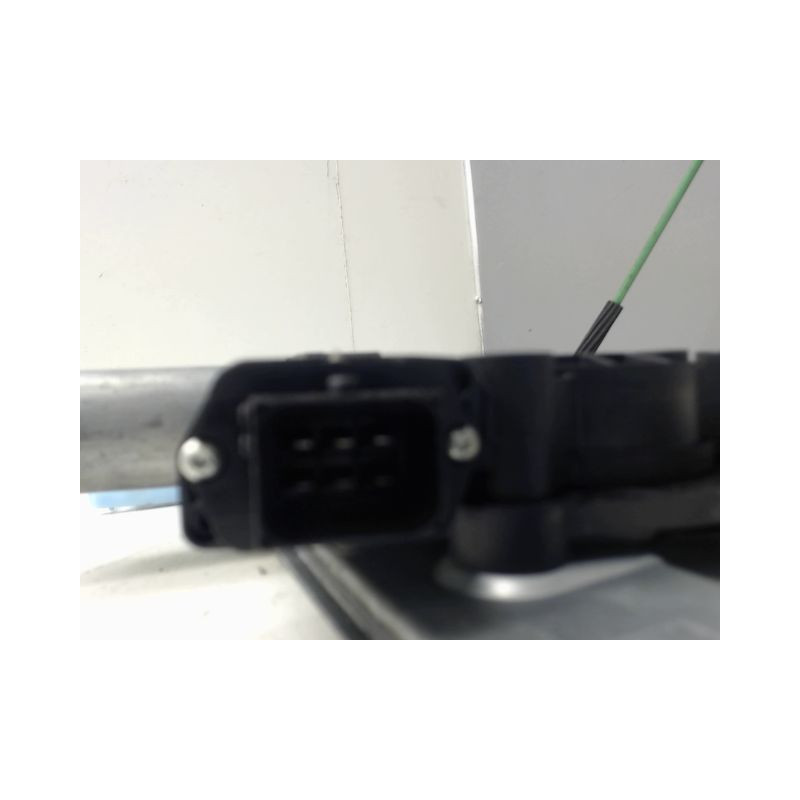 MECANISME+MOTEUR LEVE-GLACE AVANT DROIT OPEL CORSA