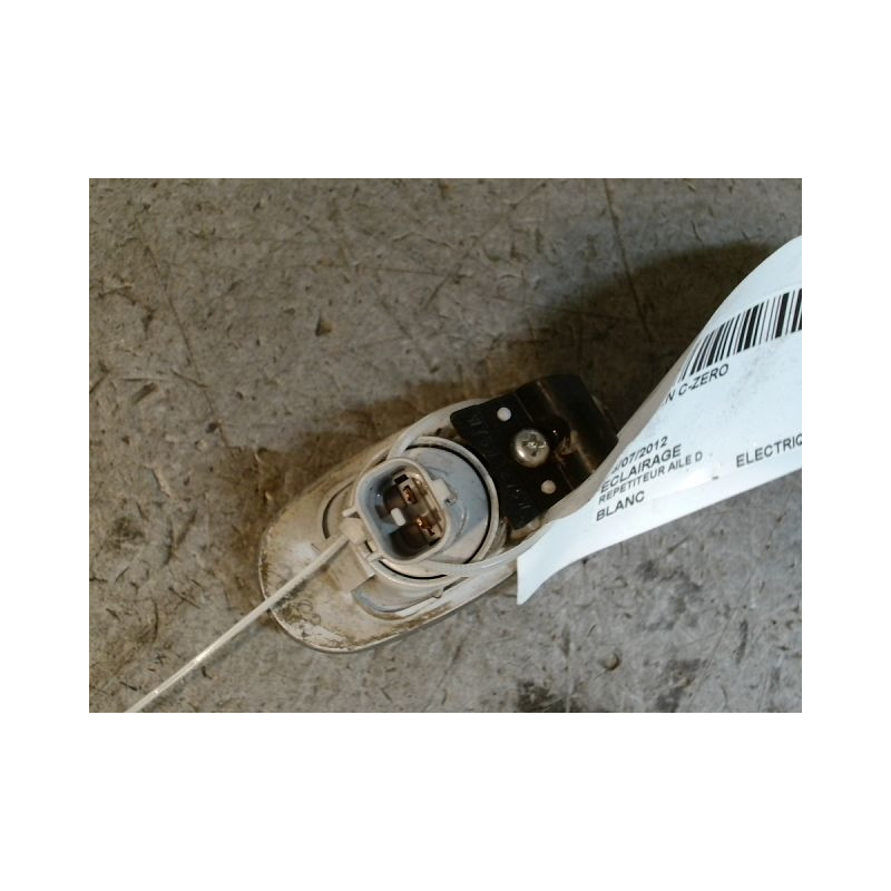REPETITEUR AILE DROIT CITROEN C-ZERO