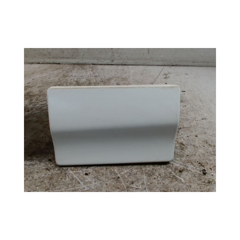 VOLET DE TRAPPE CARBURANT MERCEDES VITO