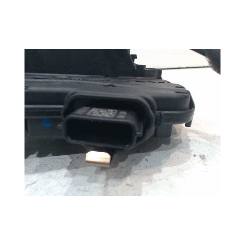 SYSTEME CONDAMNATION ARRIERE DROIT RENAULT CAPTUR
