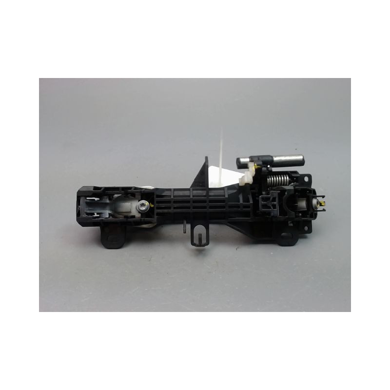 POIGNEE EXTERIEURE PORTE AVANT DROIT TOYOTA AURIS 2010-