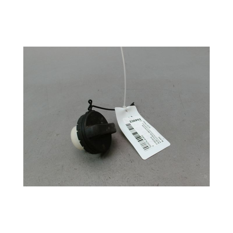 BOUCHON RESERVOIR A CARBURANT TOYOTA AURIS 2010-