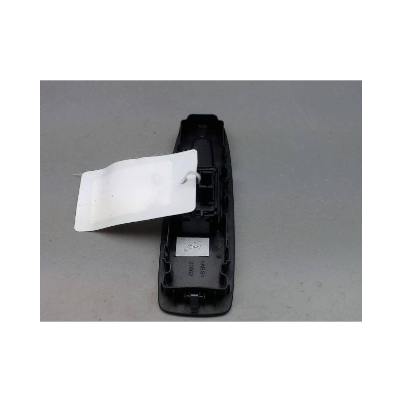 COMMANDE LEVE-GLACE PORTE ARG RENAULT IV