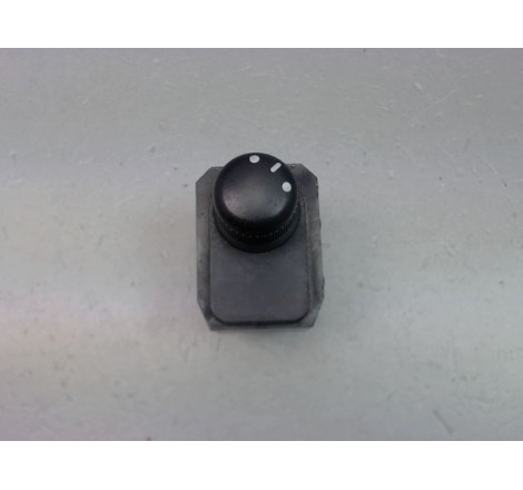 COMMANDE RETROVISSEUR EXT ELECTRIQUE