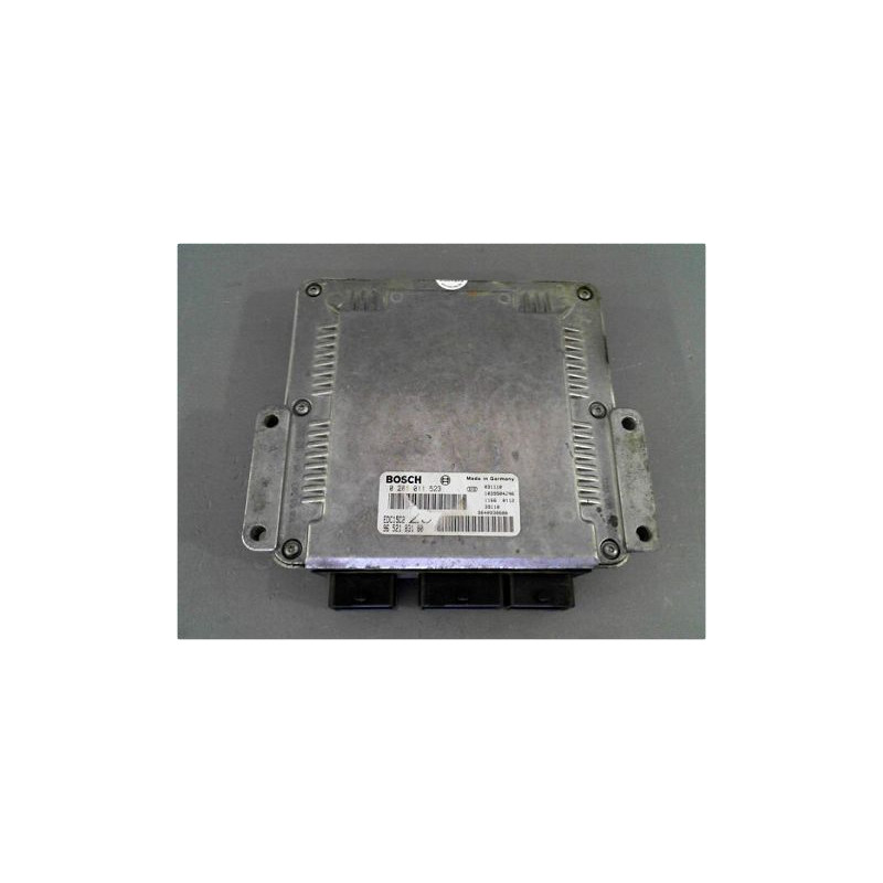 CALCULATEUR MOTEUR CITROEN XSARA COUPE 2000-
