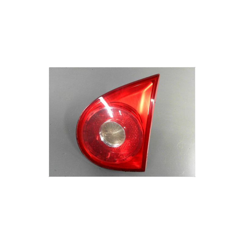 FEU ARRIERE INTERIEUR DROIT VOLKSWAGEN GOLF V 2003-2009