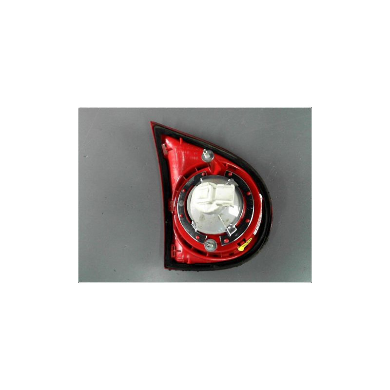 FEU ARRIERE INTERIEUR DROIT VOLKSWAGEN GOLF V 2003-2009
