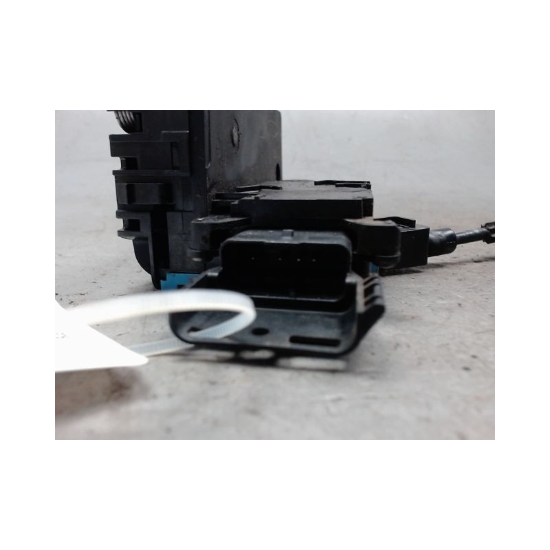 SYSTEME CONDAMNATION ARRIERE DROIT PEUGEOT 207 5P