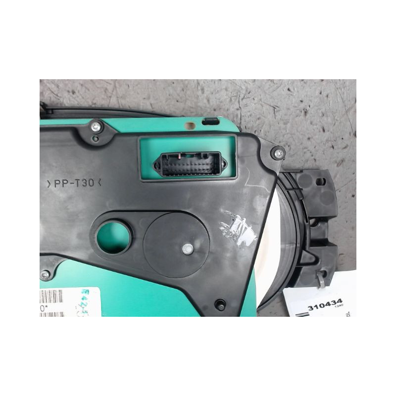 BLOC COMPTEURS DACIA LOGAN 4 P 05-08