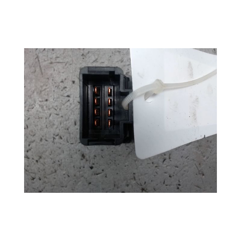 BOUTON DE WARNING DACIA LOGAN 4 P 05-08
