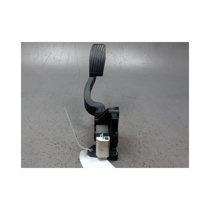 PEDALE ACCELERATEUR OPEL CORSA 06-09
