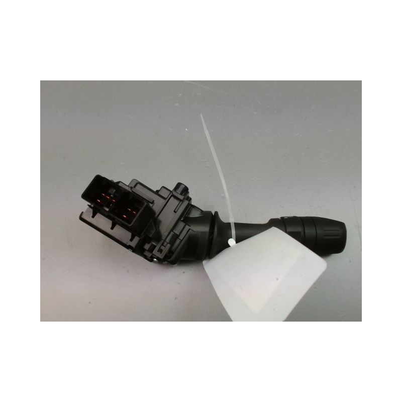 COMMANDE ESSUIE GLACE TOYOTA AURIS 2010-