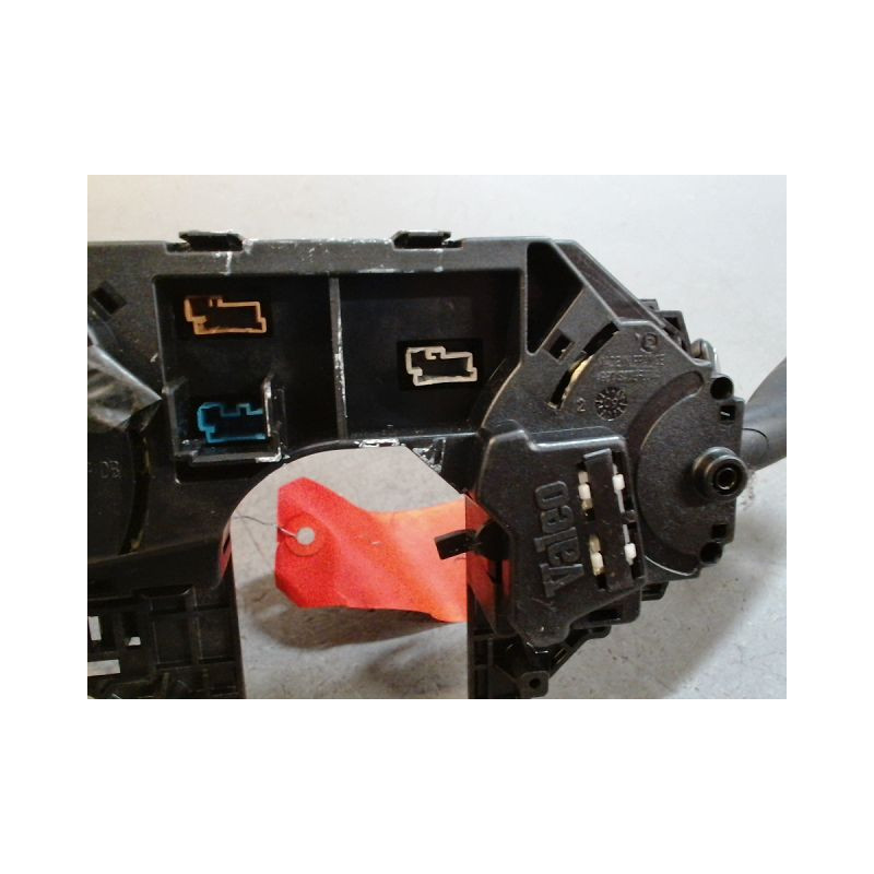 BLOC COMMODOS CITROEN C4 1 PHASE 2 COUPE DIESEL
