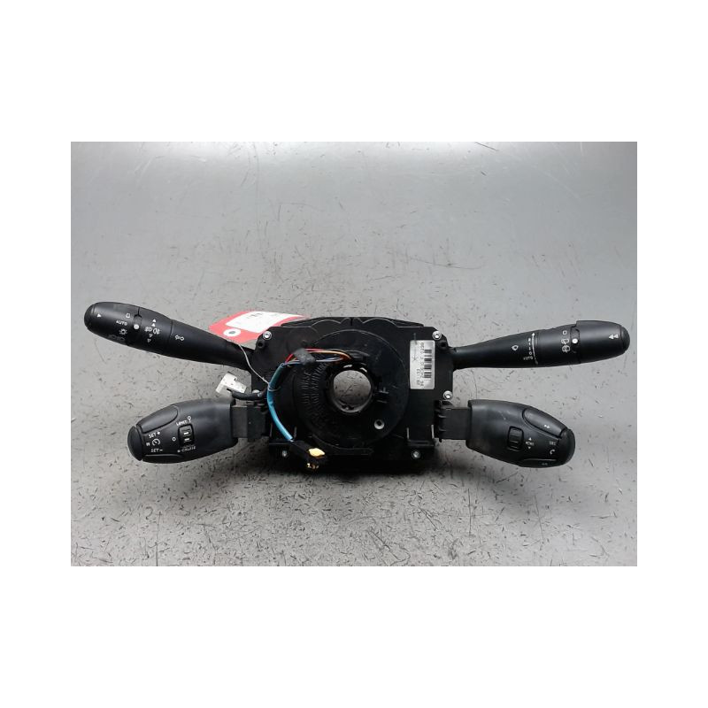 BLOC COMMODOS PEUGEOT 207 PHASE 1 1.6 HDI - 8V TURBO