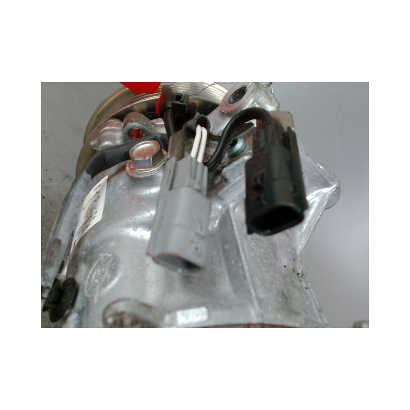 COMPRESSEUR AIR CONDITIONNE RENAULT CLIO 5
