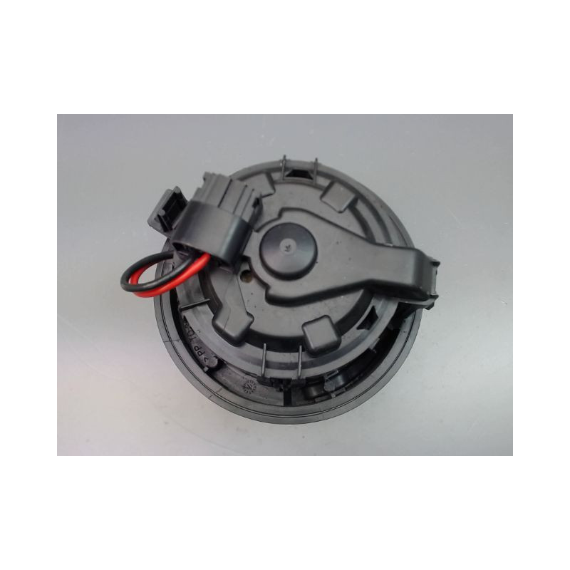 MOTEUR VENTILATEUR CHAUFFAGE PEUGEOT 208 Phase 1 2012-...