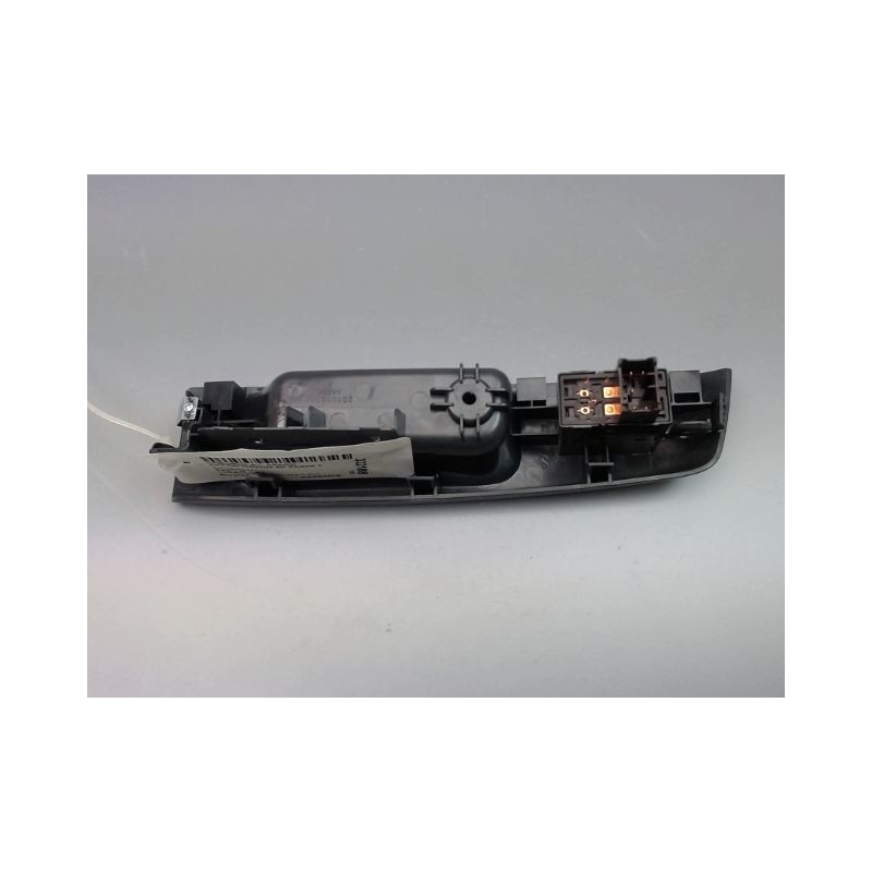 COMMANDE LEVE-GLACE PORTE AVD CHEVROLET SPARK Phase 1 2010-2012
