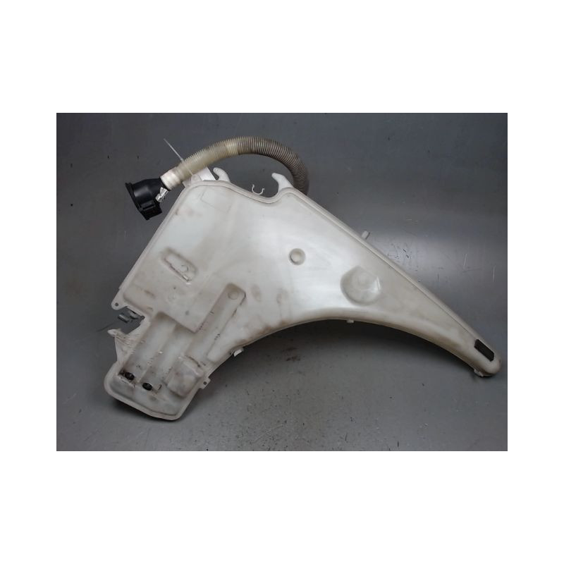 RESERVOIR LAVE-GLACE AVANT B.M.W. SERIE 3